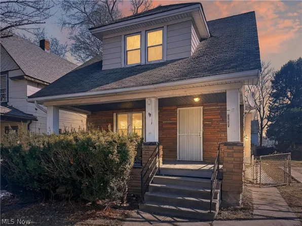 3235 W 94th St, Cleveland, OH 44102
