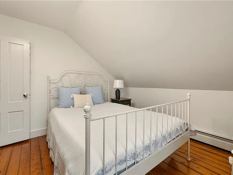 35 Marsh St — Photo 21