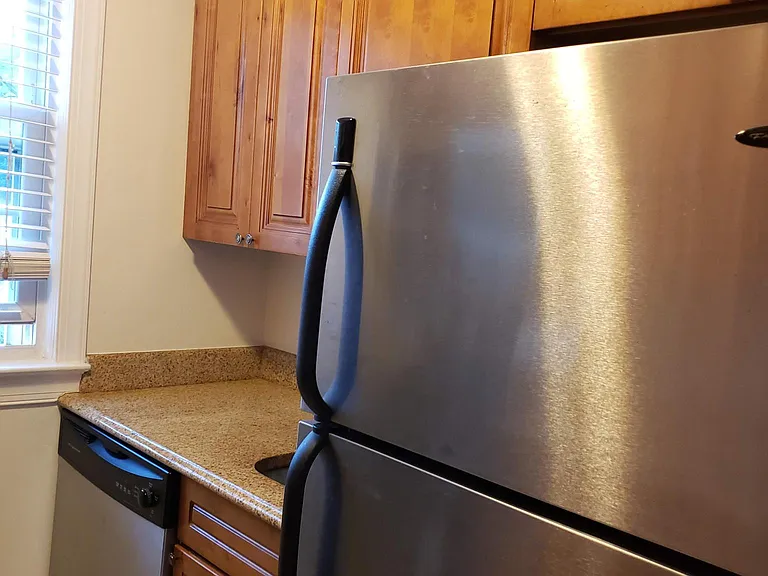 8109 Garland Ave #6 — Photo 10