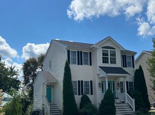 609 Detroit St, Fall River, MA 02721