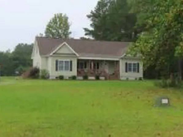 17540 Old Johns Rd, Laurinburg, NC 28352