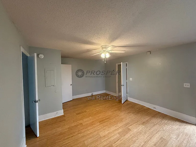 221 Congress St #3 — Photo 3