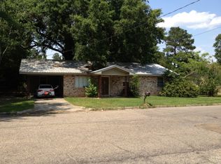 220 Katherine Dr, Columbia, MS 39429