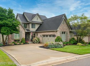 4593 Villa France Dr, Brighton, MI