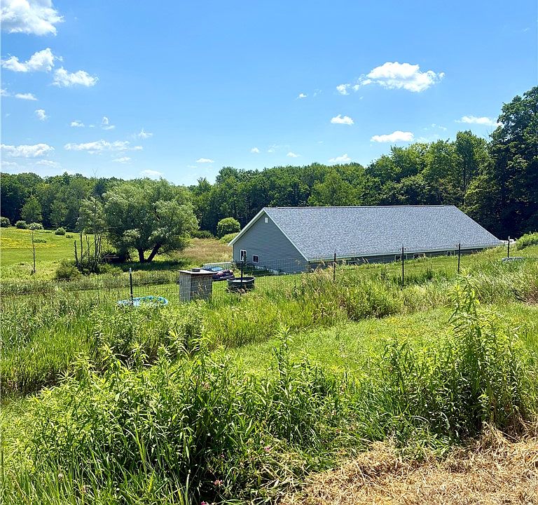 1st image of 4758 Tucker Rd