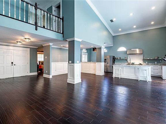 5th image of 9427 Rockrose Dr