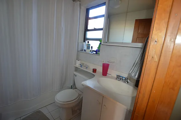 Rented by City Stop Realty | media 8