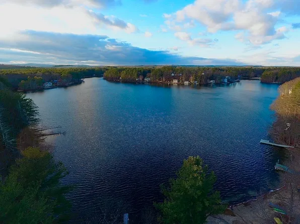 35 Fuller Ave, Lancaster, MA 01523