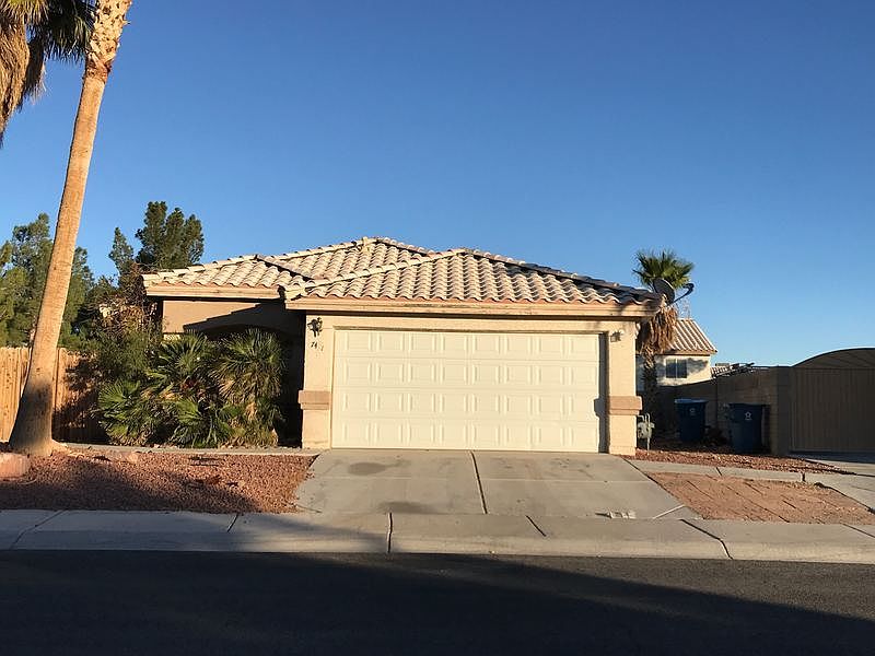 1st image of 7401 Bowles Dr