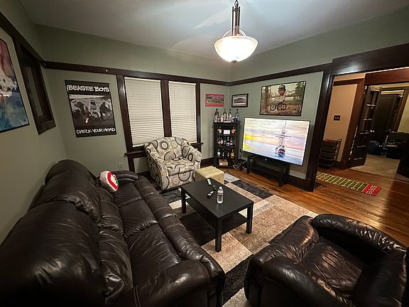 Spacious living room for hanging out, gaming, movies, etc.