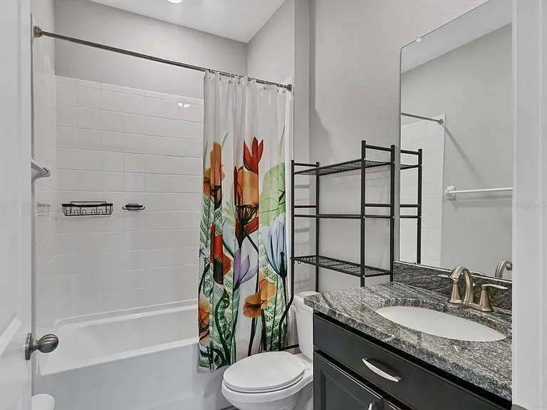 17605 Cantarina Cv — Photo 28