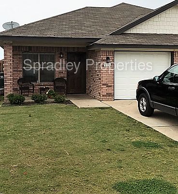 1st image of 522 Karey Dr