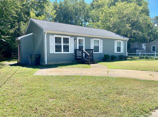 74 Ireland St, Hampton, VA 23663