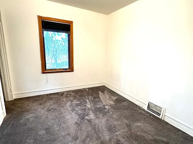 2921 Piedmont Ave — Photo 9