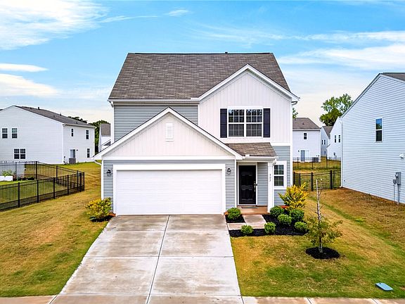 2nd image of 505 Cassell Ct
