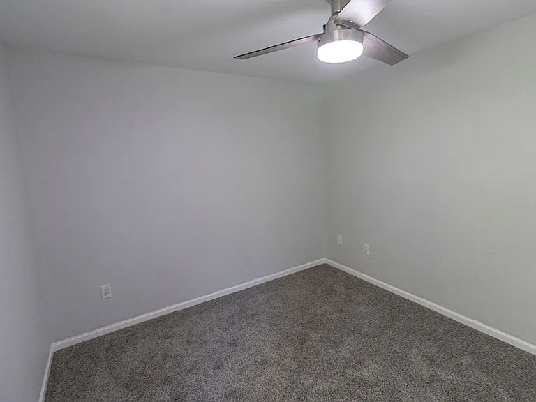 5318 Godas Cir — Photo 24