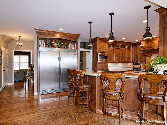 4th image of 1242 Nary Ct