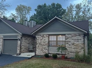 619 Kyle Ln, Fairborn, OH 45324