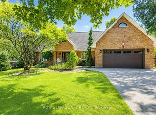 15 Petronella Pkwy, Pelham, ON L0S 1E2