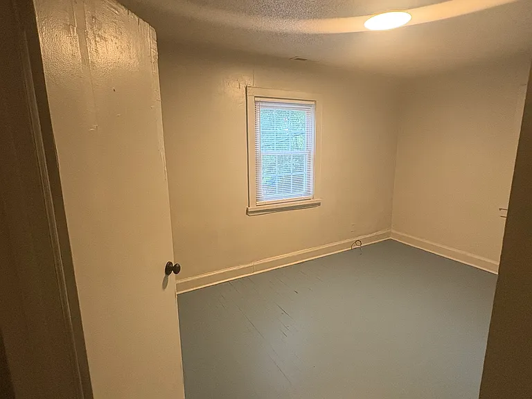 2800 Baltimore Ave — Photo 12