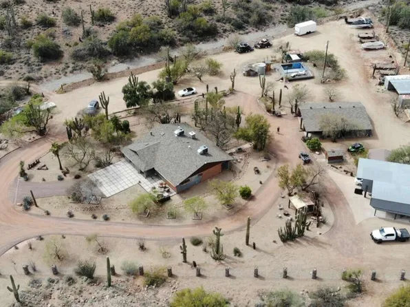 47802 N BLACK CANYON Highway, New River, AZ 85087