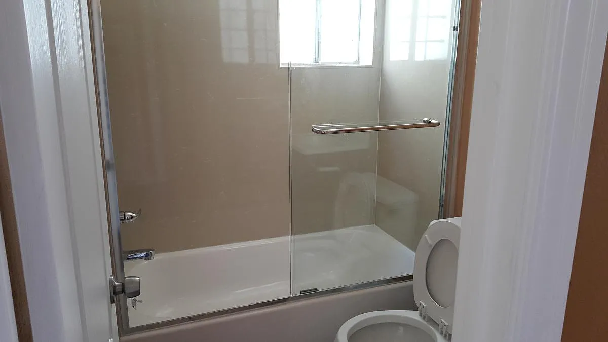 1 bed, 3089 sqft, $1,700 — Photo 4