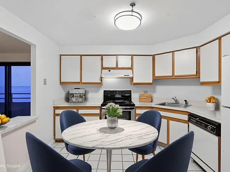 396 Ocean Ave #412 — Photo 5