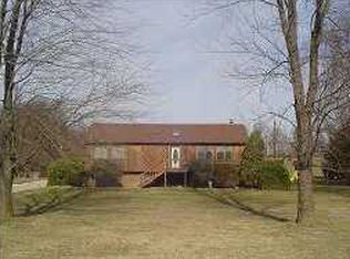 1421 Copperline Rd W, Mount Vernon, IN 47620