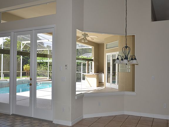 4th image of 8834 Great Cove Dr