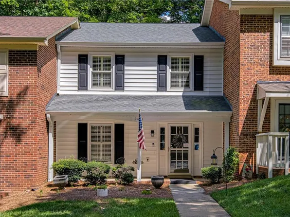 2414 Cottage Pl, Greensboro, NC 27455