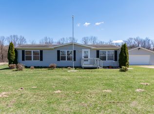 19221 36th St, Gobles, MI 49055