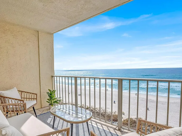 5801 Thomas Dr #714 — Photo 4