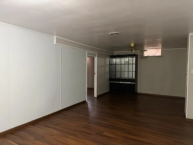 2448 S Victoria Ave — Photo 5