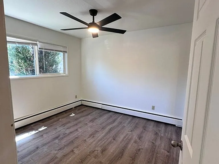 2544 Union St — Photo 70
