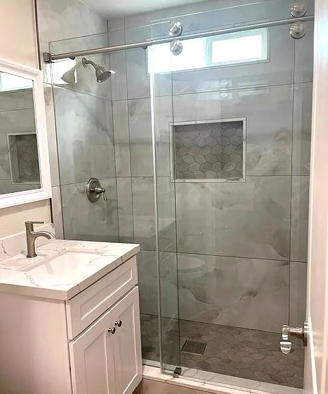 4146 Melrose St #18 — Photo 2