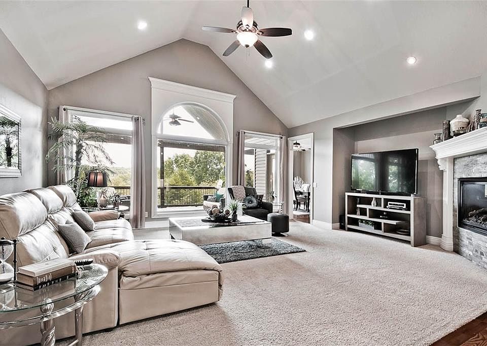 1st image of 34 Oniell Dr