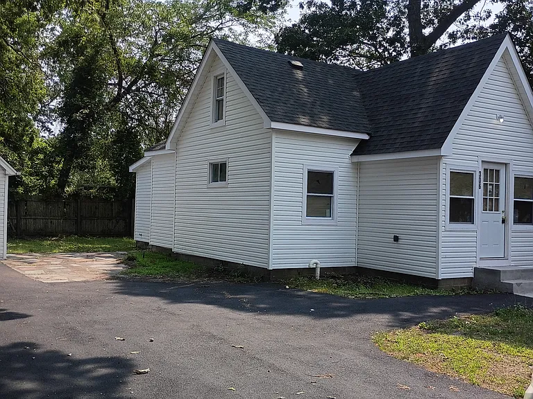 Dogwood Rd W — Photo 9