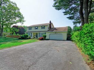 47 Emerick Ln, Loudonville, NY 12211