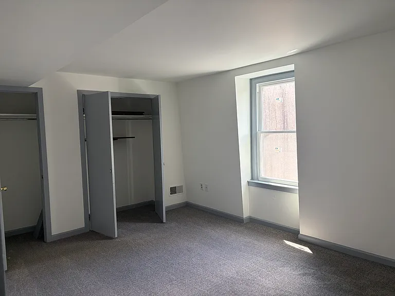 335 N Saunders Ave #1 — Photo 9