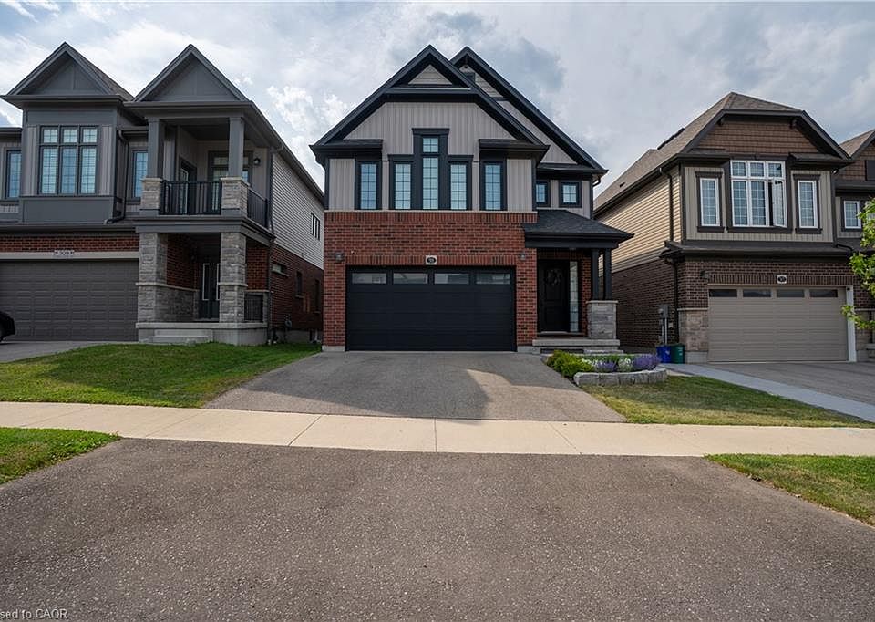 1st image of 311 Chokecherry Cres