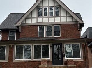 9805 Lake Ave, Cleveland, OH