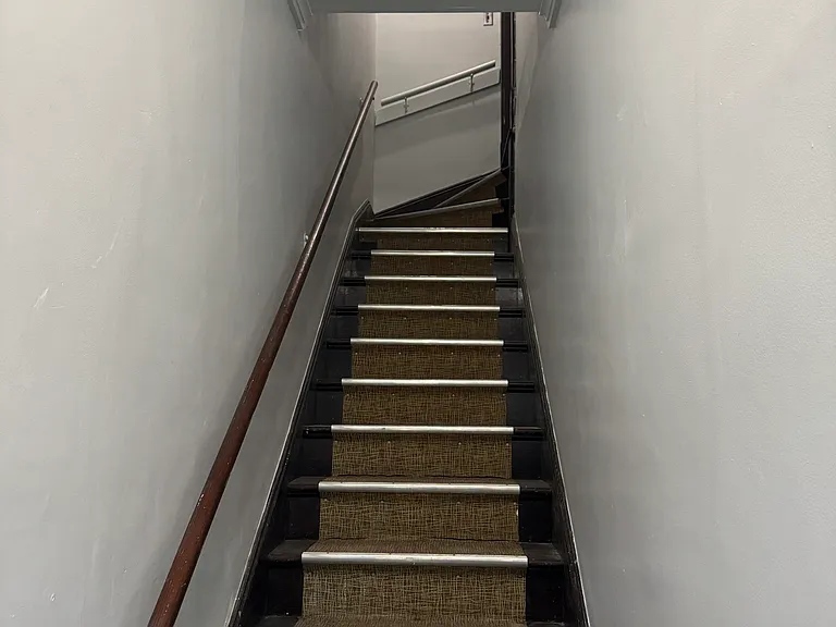 51 Howard St — Photo 4