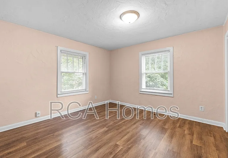 50 Jenny Ln — Photo 6