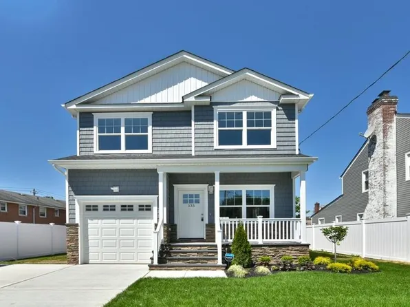 135 Duncan Road, Hempstead, NY 11550