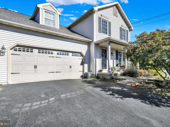 3 Hawthorne Dr, Denver, PA 17517