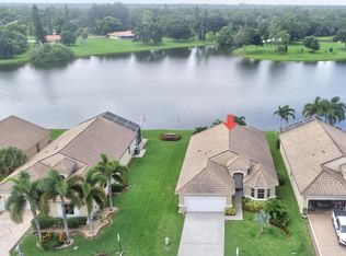 9568 Lago Dr, Boynton Beach, FL 33472