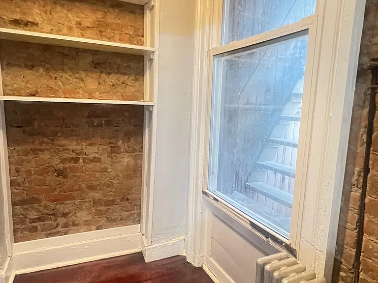 294 Washington Ave #2 — Photo 13