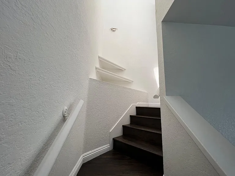 1 Blackbird Ln — Photo 8