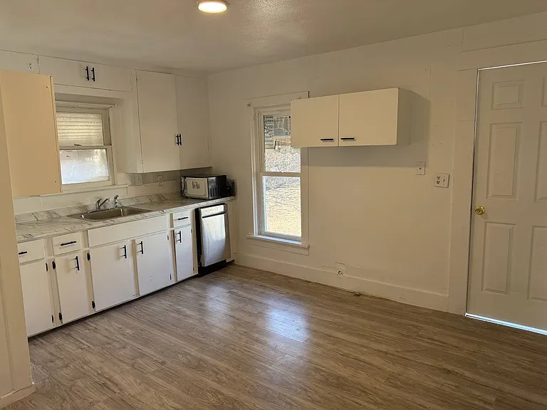 8112 Melrose Ct W #1 — Photo 12