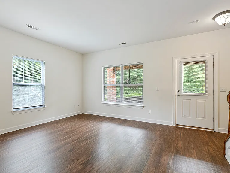5053 Cary Glen Blvd — Photo 9